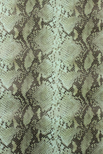 画像をギャラリービューアに読み込む, アウトレット パイソン柄 0.8mm c/# GREEN