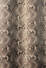 画像をギャラリービューアに読み込む, アウトレット パイソン柄 0.8mm c/# PINK