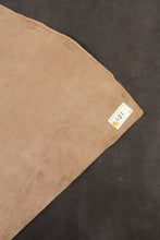 画像をギャラリービューアに読み込む, アウトレット【新喜皮革】ホースフロント 1.3-1.5mm c/# BROWN